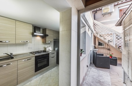 Family Apartment, Multiple Beds, Non Smoking, Canal View | Private kitchen | Full-size fridge, microwave, oven, stovetop