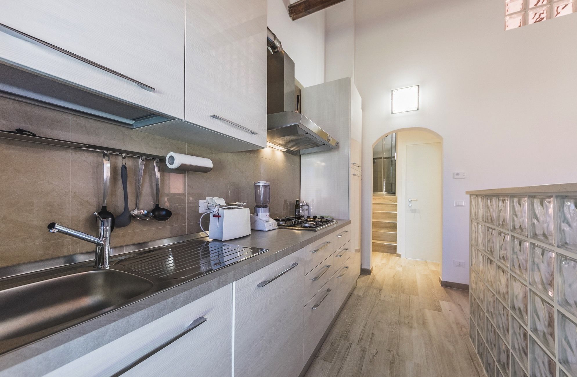 Deluxe Apartment, Multiple Beds, Non Smoking, Canal View | Private kitchen | Full-sized fridge, microwave, oven, stovetop