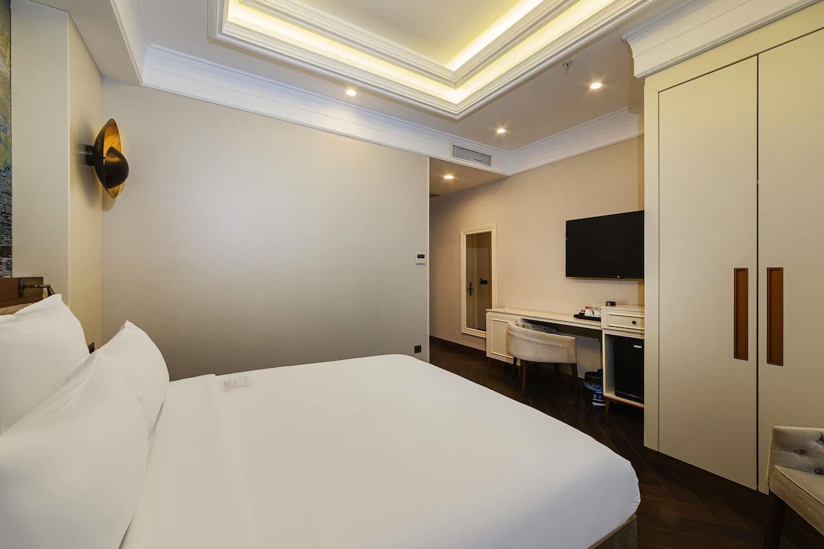 Chambre Supérieure, 1 très grand lit
