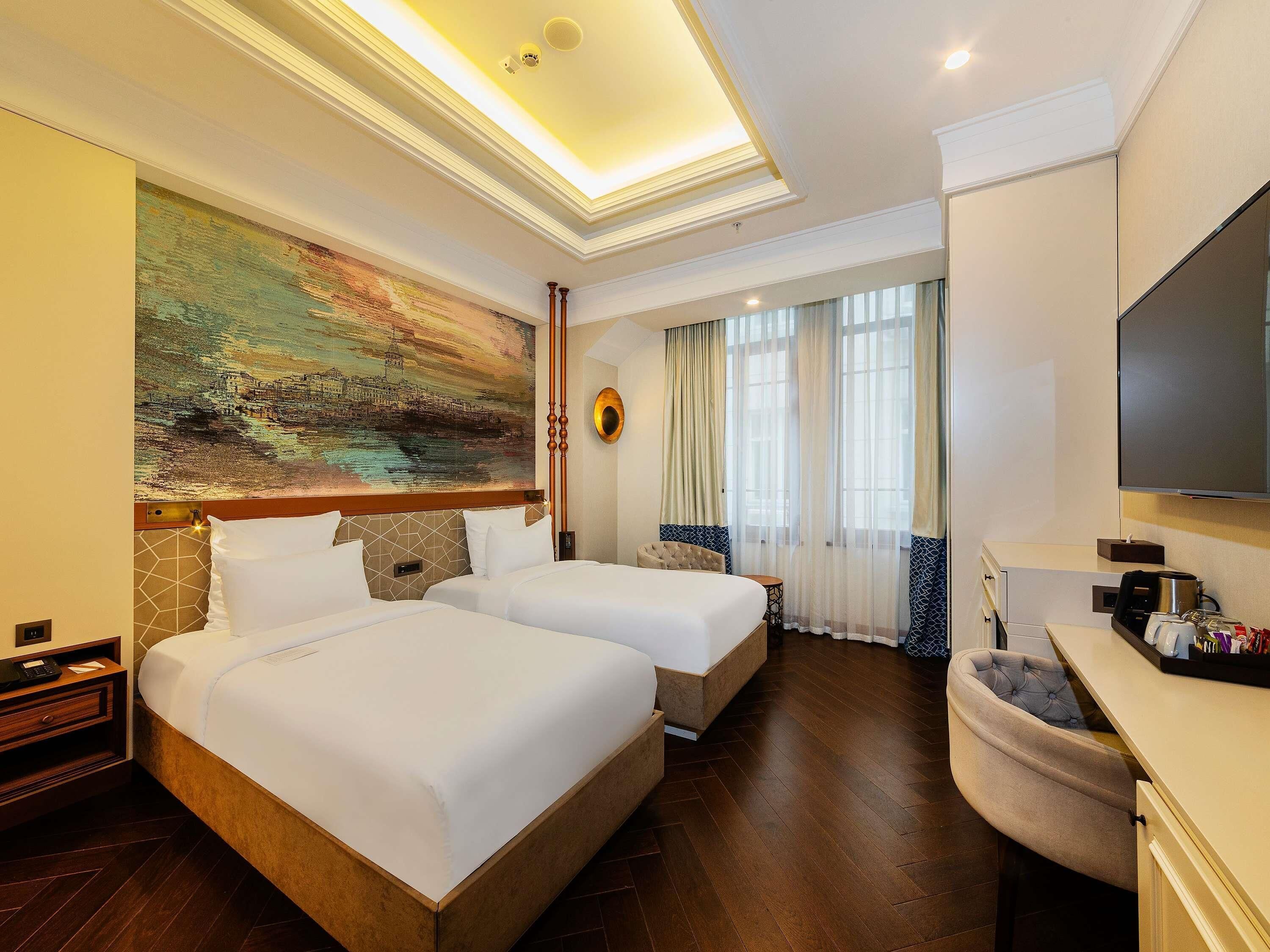 Minibar, in-room safe, desk, laptop workspace