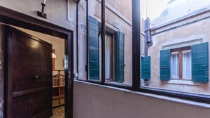 Exterior - Cappello Dei Tiepolo (Venice)