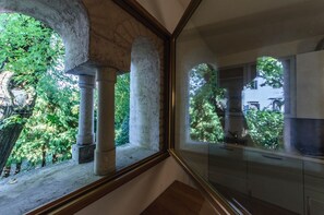 Comfort-Apartment, 1 Queen-Bett und Schlafsofa, Nichtraucher, Gartenblick | Blick auf den Garten