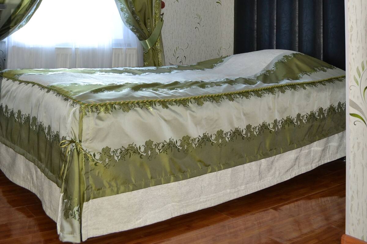 Basic Room, 1 Twin Bed, Non Smoking | WiFi (free), bed sheets