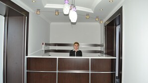Reception - Merwhotel (Mary)