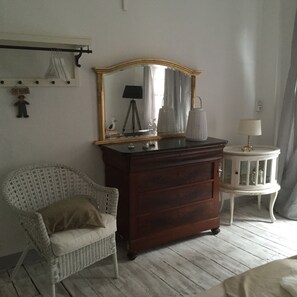 Appartement (Astrid 2) | Décoration personnalisée, ameublement personnalisé, Wi-Fi gratuit