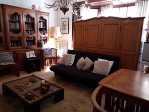 Appartement (Astrid 1) | Coin séjour | Télévision à écran plat