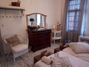 Apartment (Astrid 2) | Individually decorated, individually furnished, free WiFi, bed sheets - Parc-Spa Astrid (Spa)