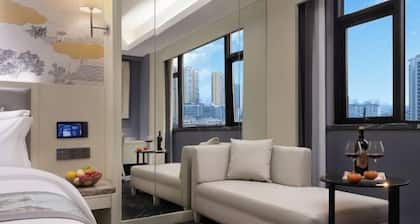 Shenzhou Mingzhu Hotel