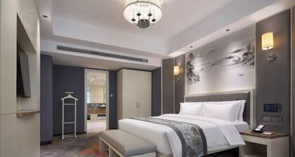 Shenzhou Mingzhu Hotel