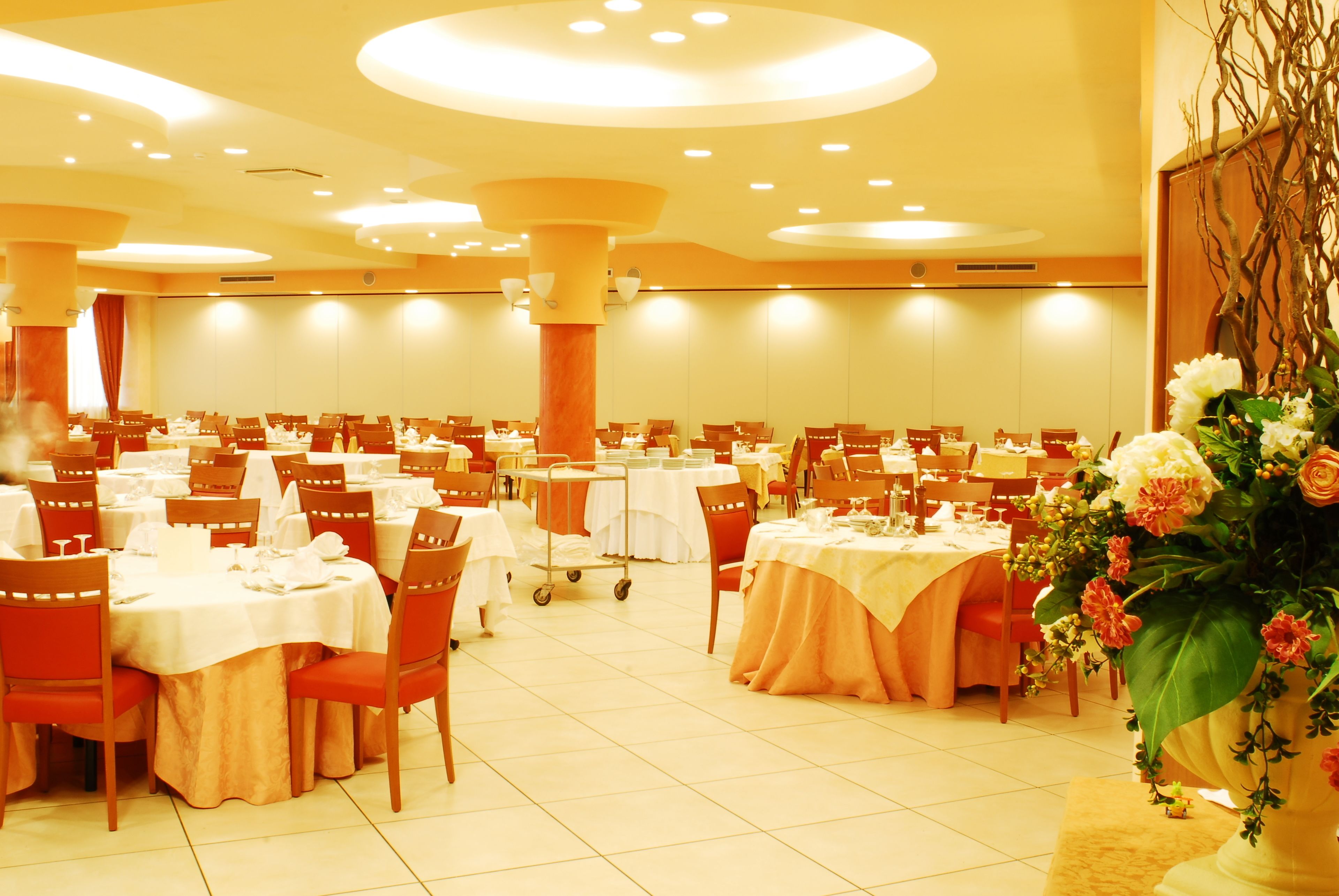 lunch and dinner served, local cuisine