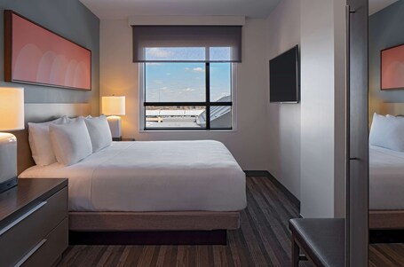 Hyatt House Indianapolis Downtown - Image 39