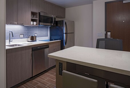 Hyatt House Indianapolis Downtown - Image 34