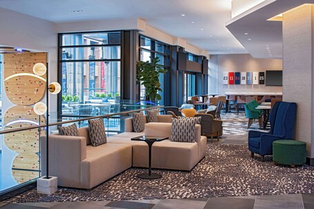 Hyatt Place Indianapolis Downtown - Image 36