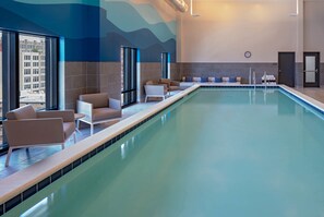 Indoor pool - Hyatt Place Indianapolis Downtown (Indianapolis)