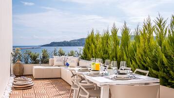 Junior Room, Sea View | View from room