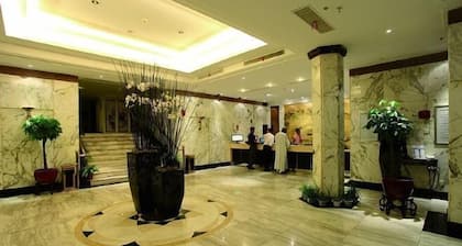 Yuanzheng Shennong Hotel