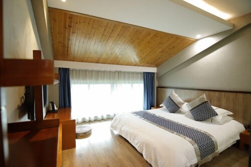 Junlin Four Seasons Hotel