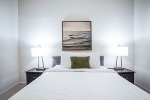 Departamento (Unit # 615) | Decoración personalizada, muebles diferentes y escritorio 
