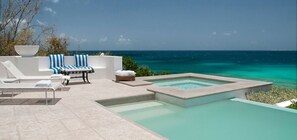 Außenpool, Infinity-Pool