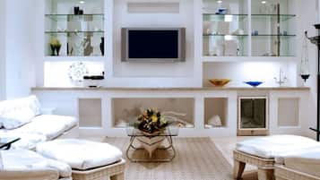 TV, DVD player