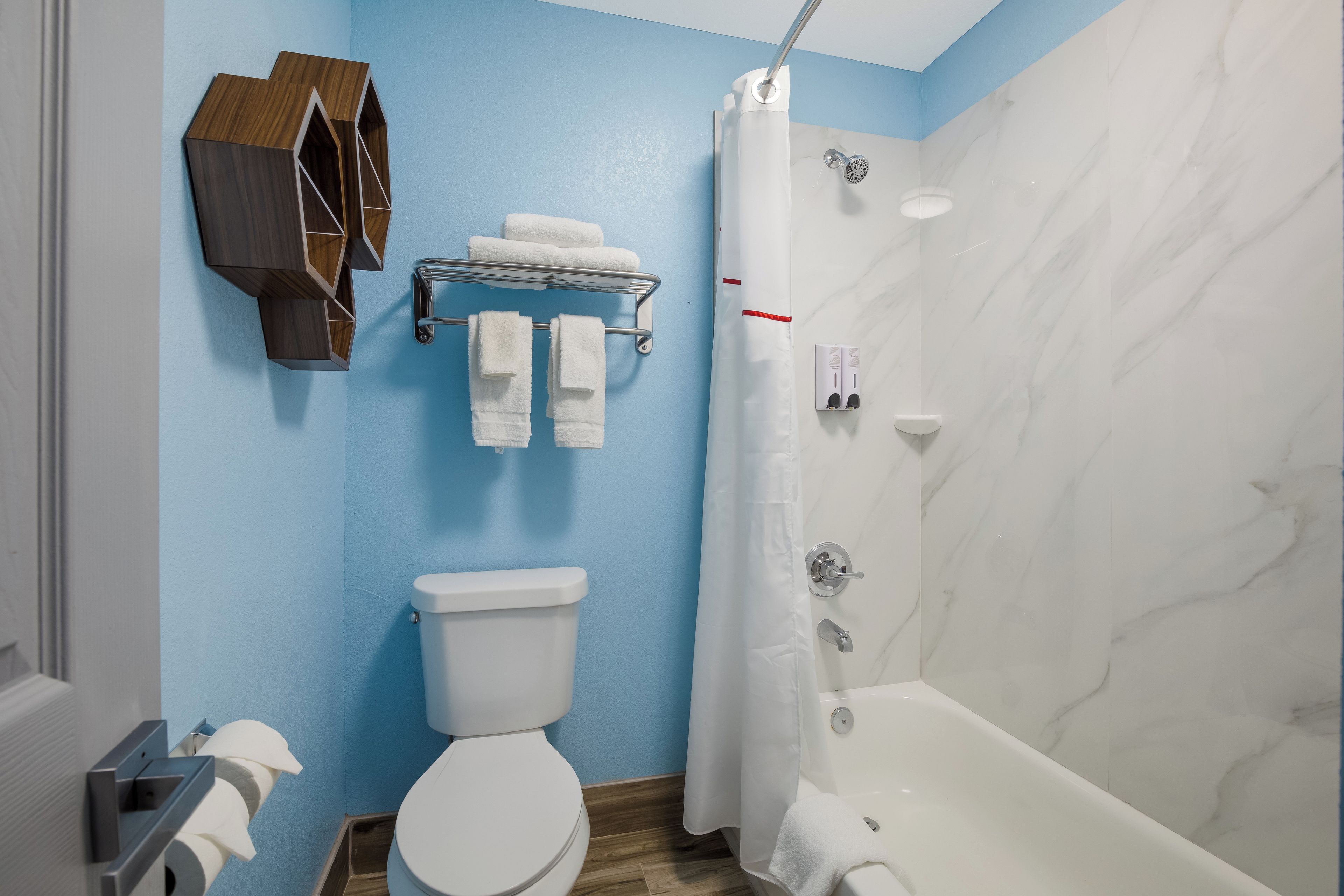 Studio, 2 Double Beds, Non Smoking | Bathroom