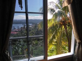 Deluxe Double Room, 1 Queen Bed, Non Smoking | Blackout drapes, free WiFi, bed sheets