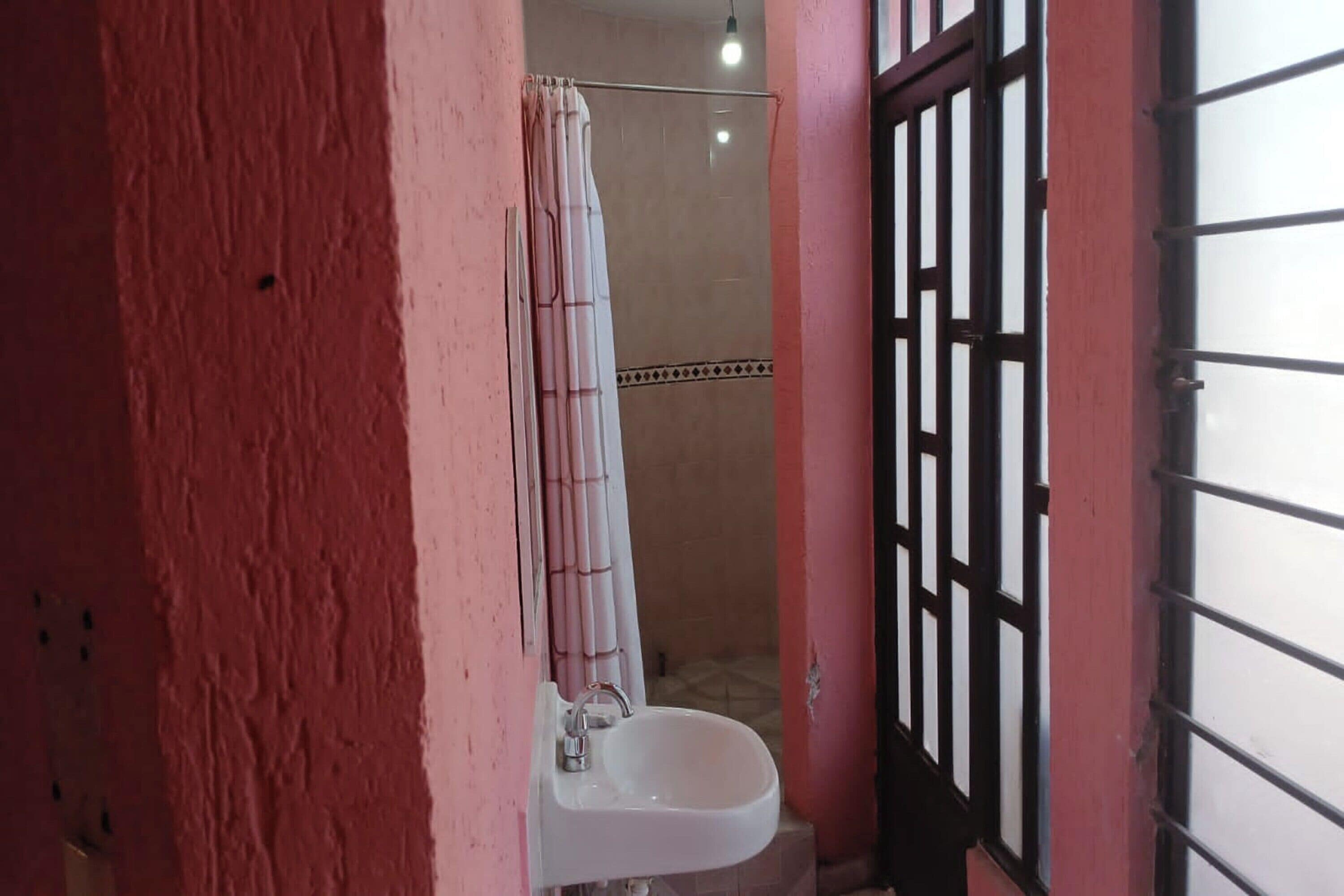 Deluxe Suite | Bilik Mandi | Pancuran mandi, tuala disediakan, sabun, syampu 
