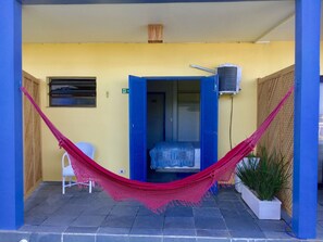 Standard Double Room, 1 Queen Bed, Non Smoking, Beach View | Balcony view - Pousada Sobre as Pedras (Itanhaém)