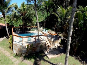 Outdoor pool, open 9:00 AM to 8:00 PM, sun loungers - Pousada Sobre as Pedras (Itanhaém)