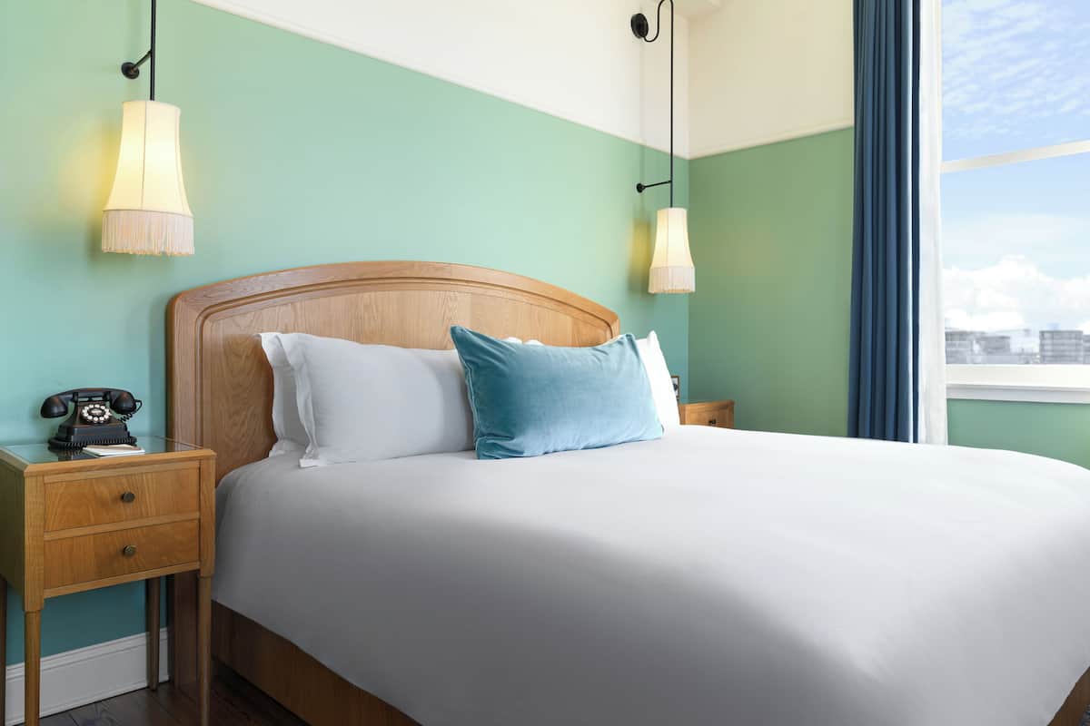 Premium bedding, pillow-top beds, minibar, in-room safe