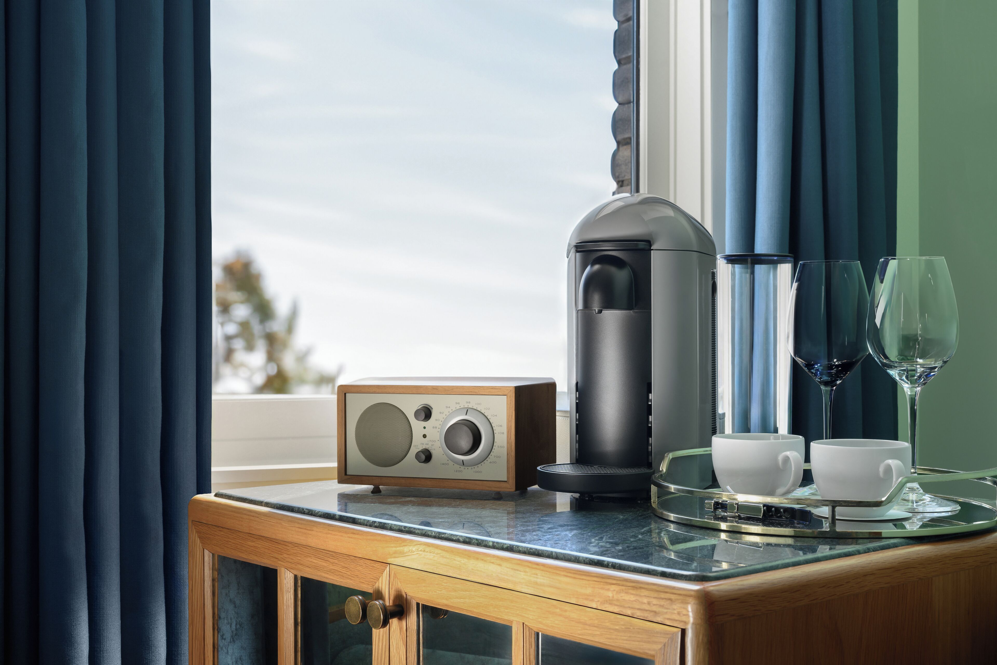 premium bedding, pillow-top beds, minibar, in-room safe