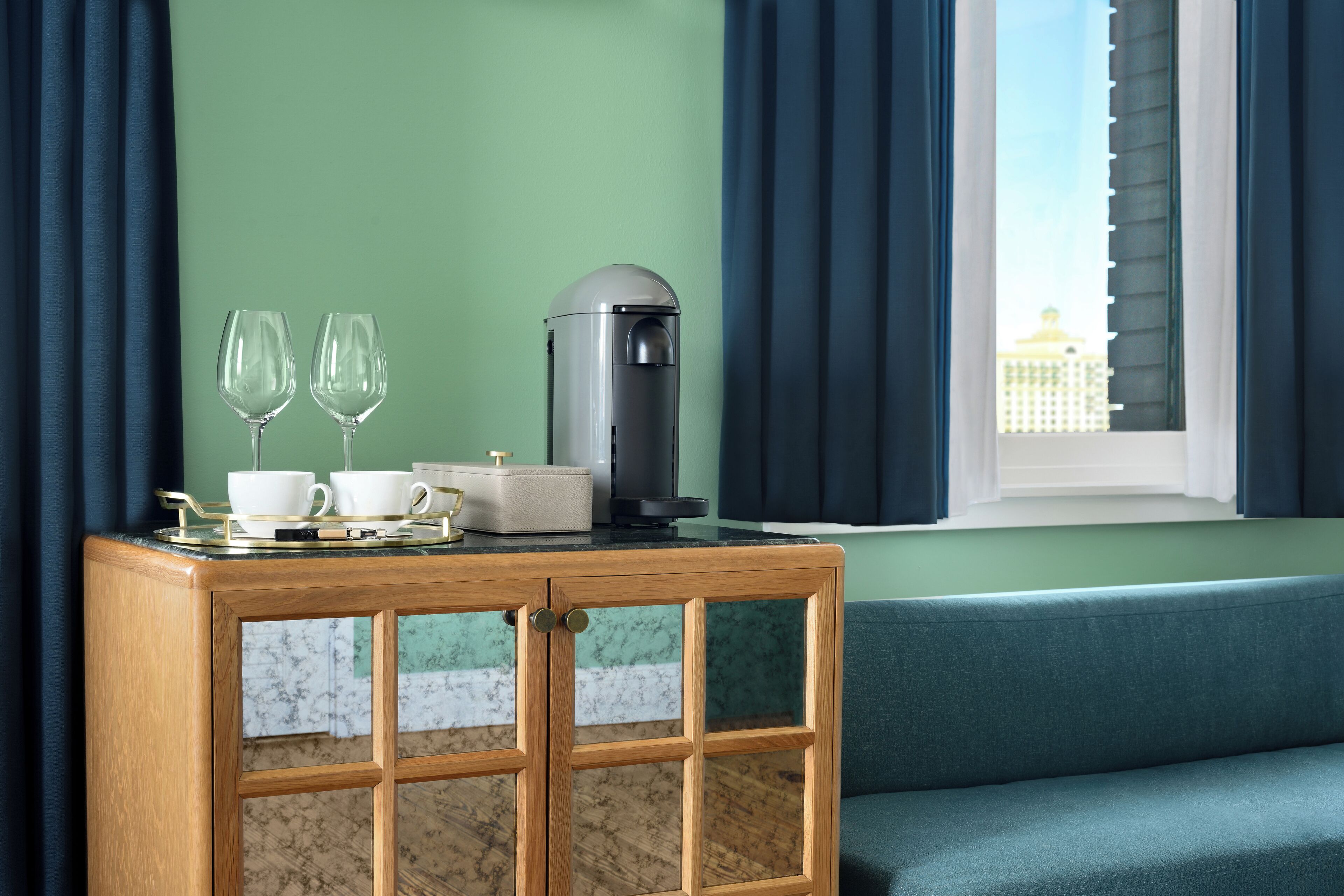 premium bedding, pillow-top beds, minibar, in-room safe