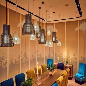 Restaurant - The Drayton Hotel Savannah, Curio Collection by Hilton (Savannah)