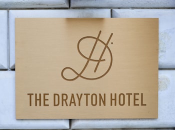 Exterior detail at The Drayton Hotel Savannah, Curio Collection by Hilton