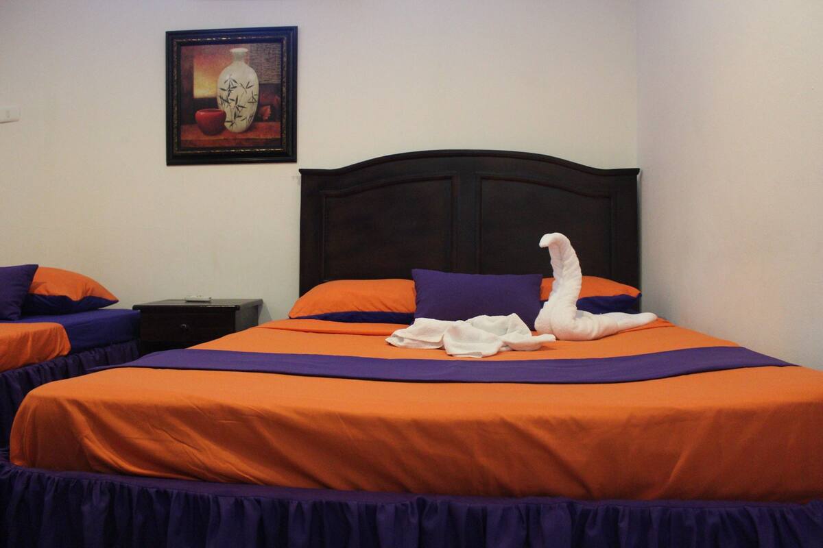 Classic Double Room, Multiple Beds, Non Smoking | 4 bedrooms, blackout drapes, WiFi (free), bed sheets