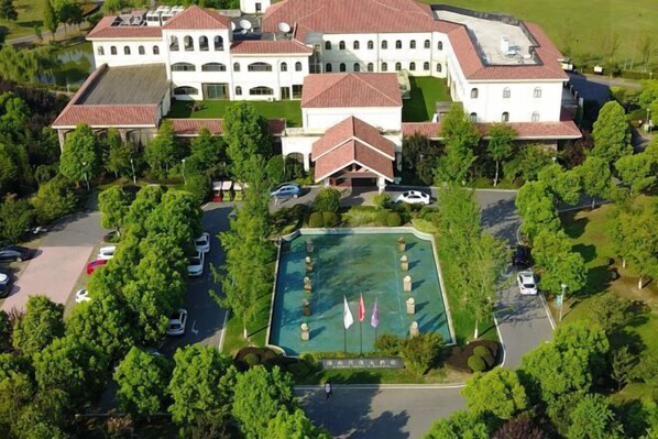 Exterior - Nanshan Xingmao Hotel & Resort (Lu'an)