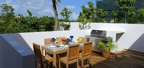 Balcony - Zenaida Estate (East End Village)