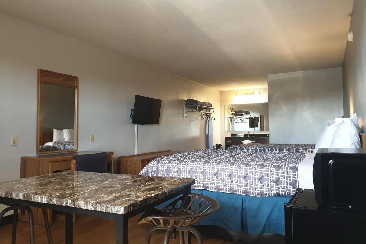 individually decorated, individually furnished, free wifi, bed sheets