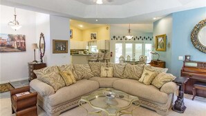 House, Multiple Beds, Kitchen, Garden View | Living room