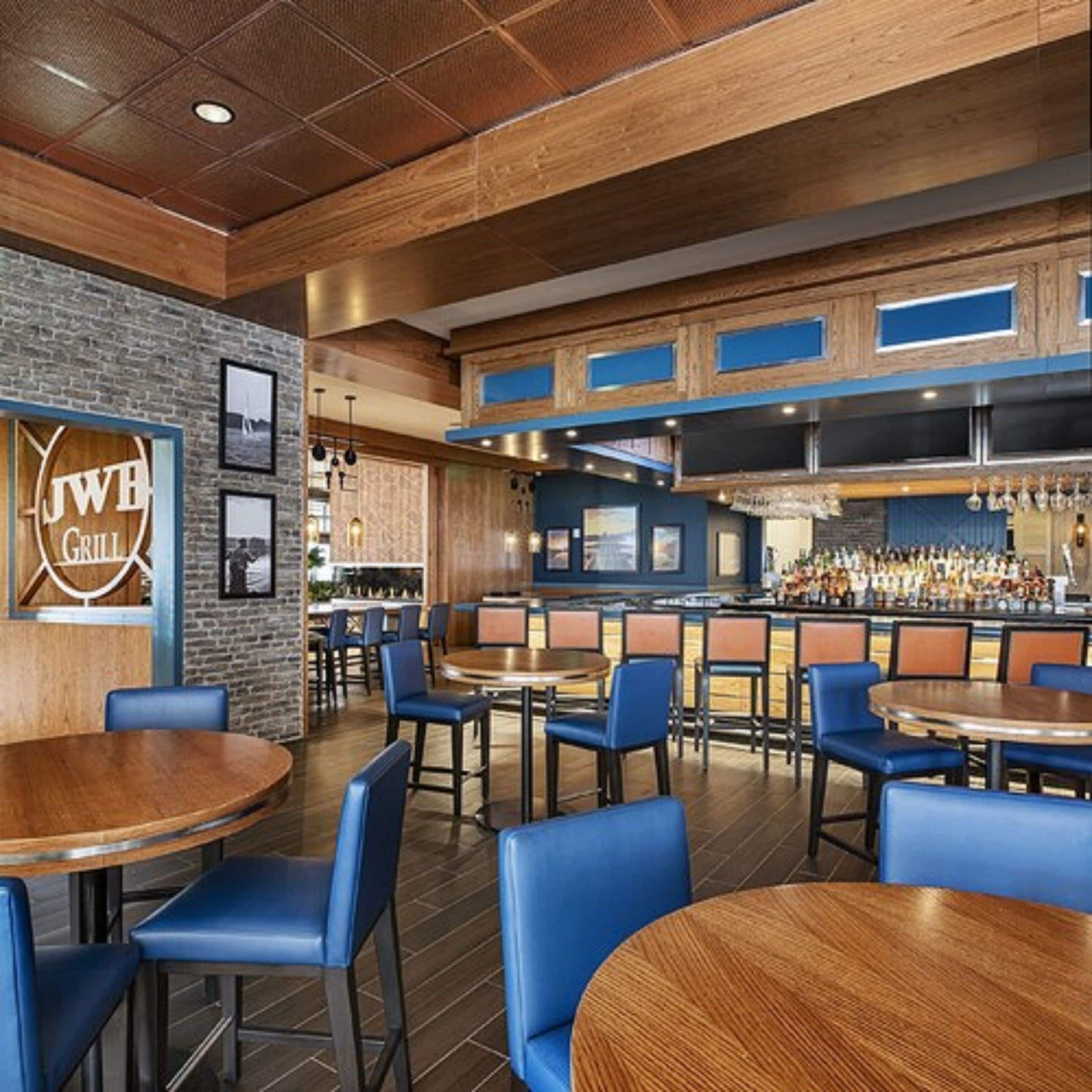 2 restaurants, breakfast, lunch, dinner served; american cuisine