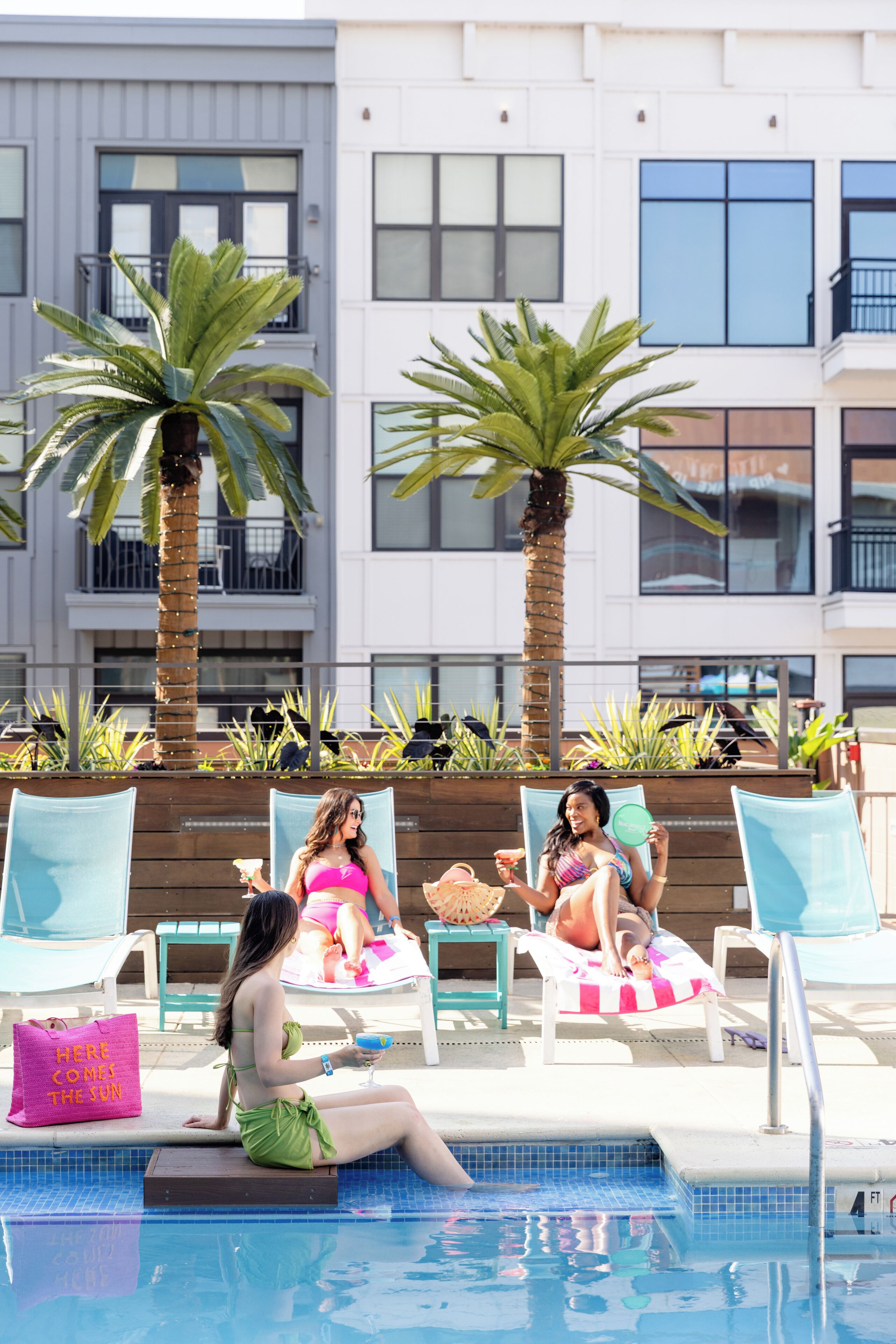 outdoor pool, open 10:00 am to 11:00 pm, pool cabanas (surcharge)