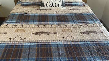 Standard Cabin, 2 Queen Beds, Non Smoking, Lake View | Blackout curtains, iron/ironing board, free WiFi, bed sheets