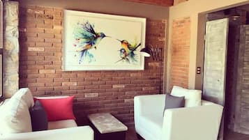 Vila Keluarga, Beberapa Tempat Tidur, Bebas Asap Rokok, pemandangan kolam renang | Tirai kedap cahaya, setrika/meja setrika, Wi-Fi gratis, dan seprai linen