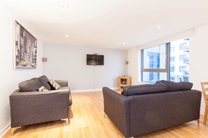 Luxury Apartment, Multiple Beds, Non Smoking, City View | Interior detail