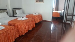 Triple Room, 3 Twin Beds, Private Bathroom | Blackout drapes, free WiFi - Anais Hostel Cusco (Cusco)