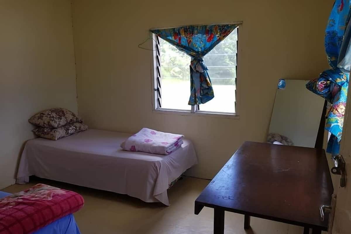 Double Room Single Use | Dihias secara berasingan, dilengkapkan perabot secara berasingan