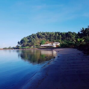 Beach nearby - Navutovuto Accommodation (Kadavu Island)