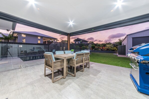 Área de parrillas y picnic