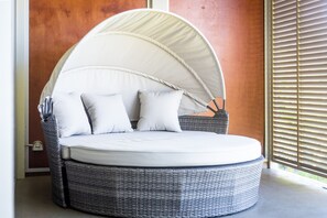 Superior-Apartment, 1 Schlafzimmer, Poolzugang | Balkon