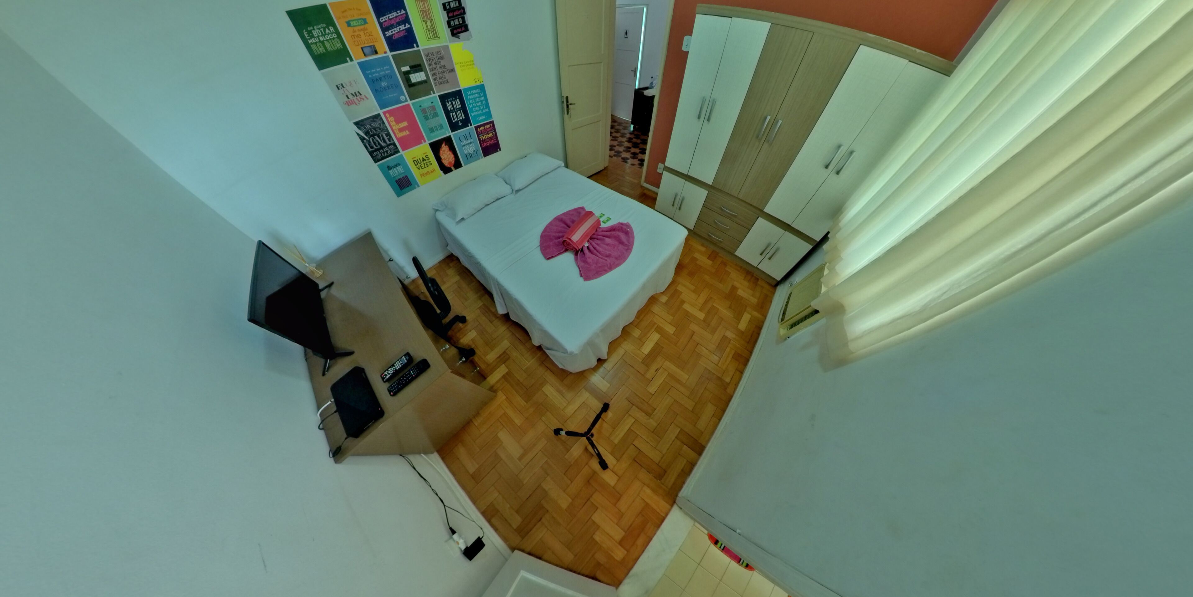 suite, 1 double bed (forró) | iron/ironing board, free wifi, bed sheets